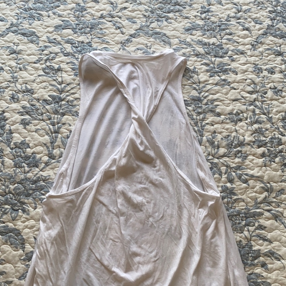 Lululemon tank top